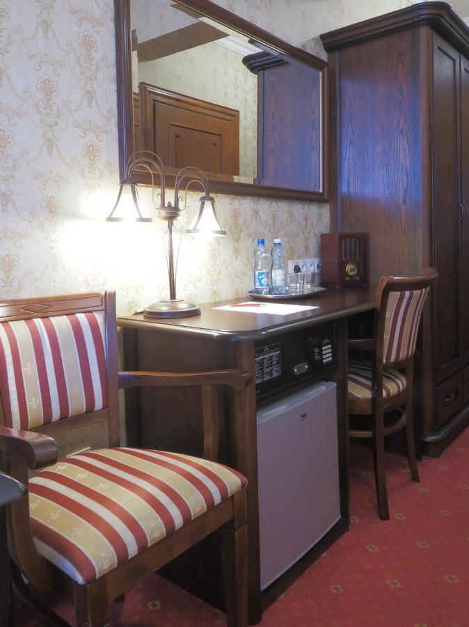 Hotel Sarmata Zespol Dworski Sandomierz Esterno foto