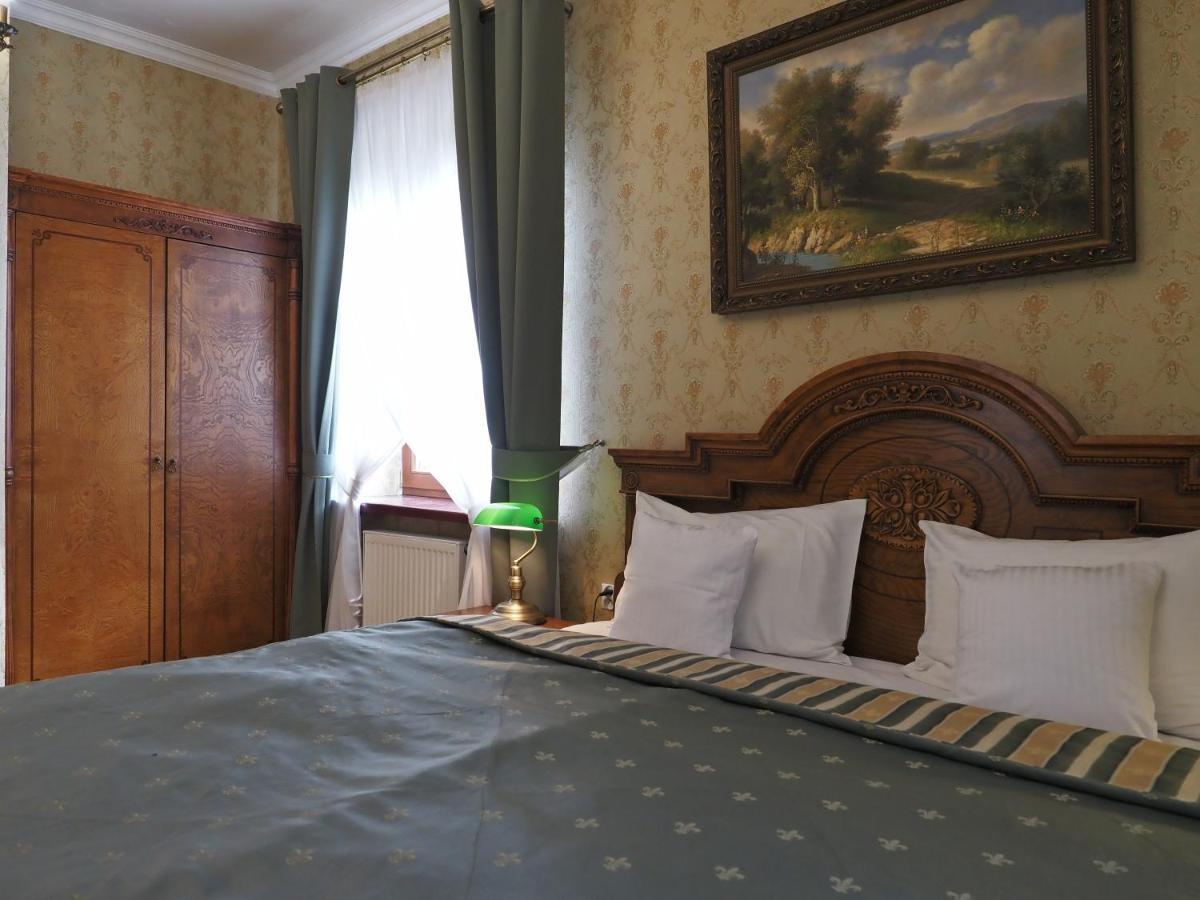 Hotel Sarmata Zespol Dworski Sandomierz Esterno foto