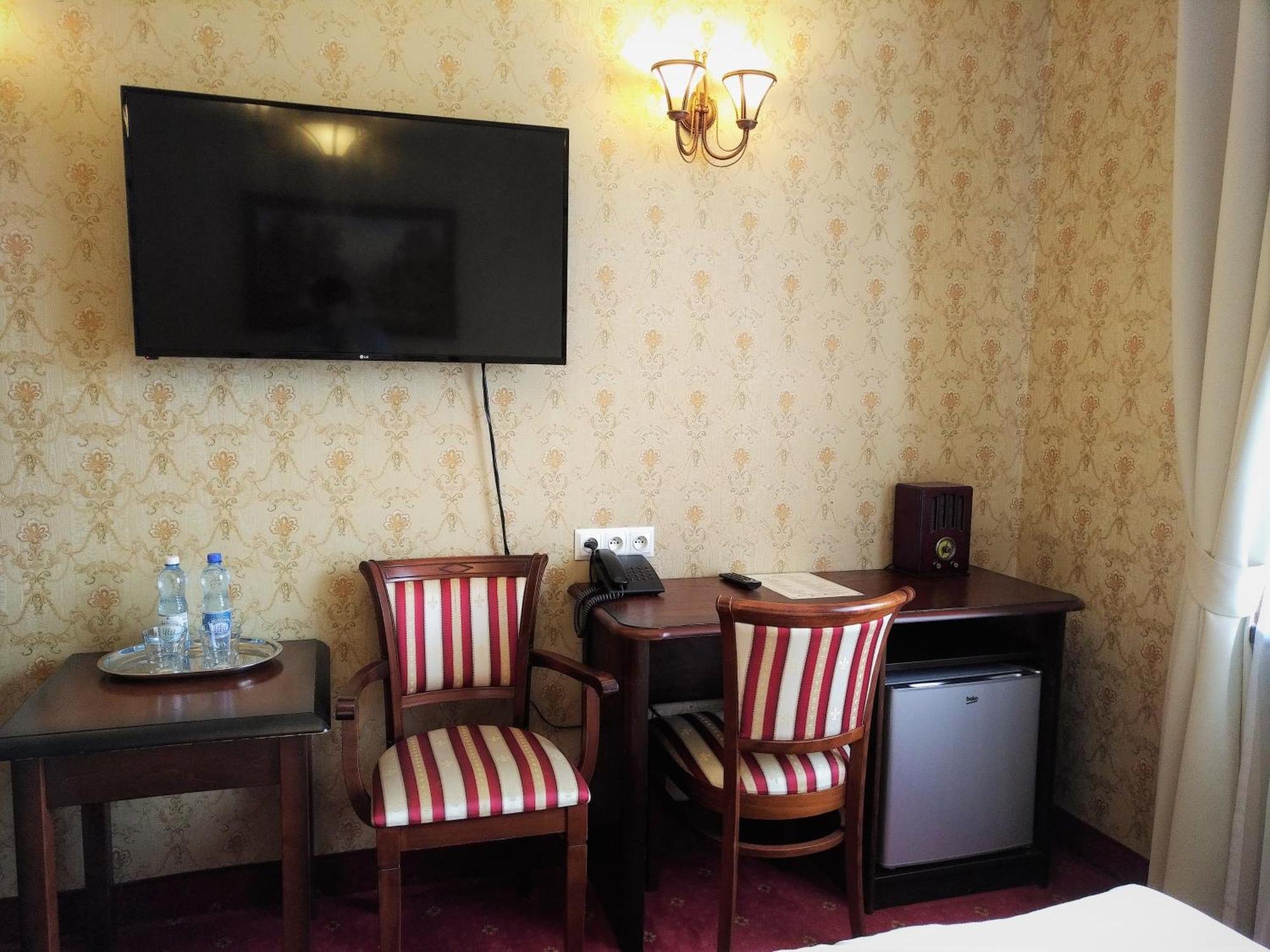 Hotel Sarmata Zespol Dworski Sandomierz Esterno foto