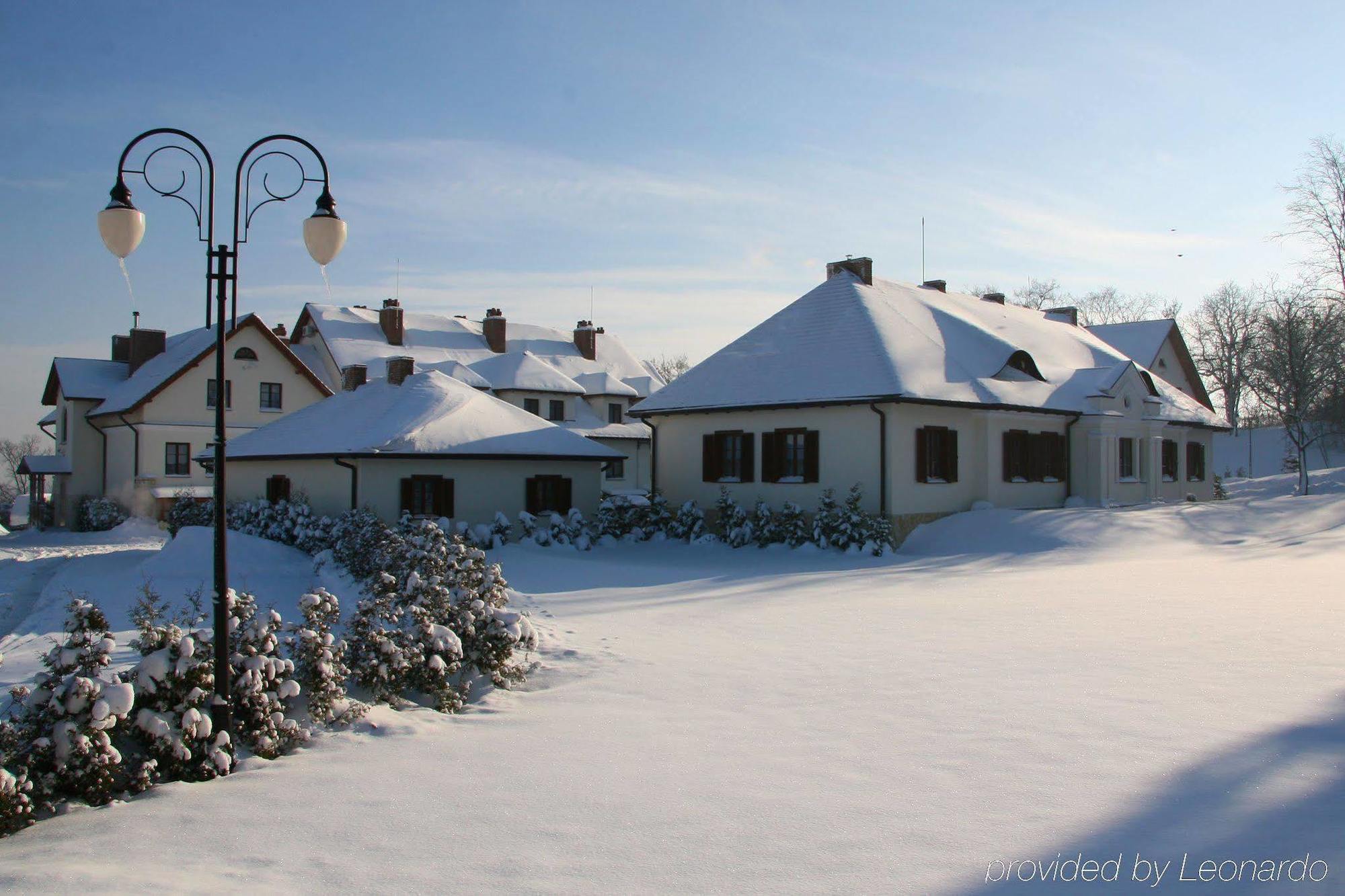 Hotel Sarmata Zespol Dworski Sandomierz Esterno foto